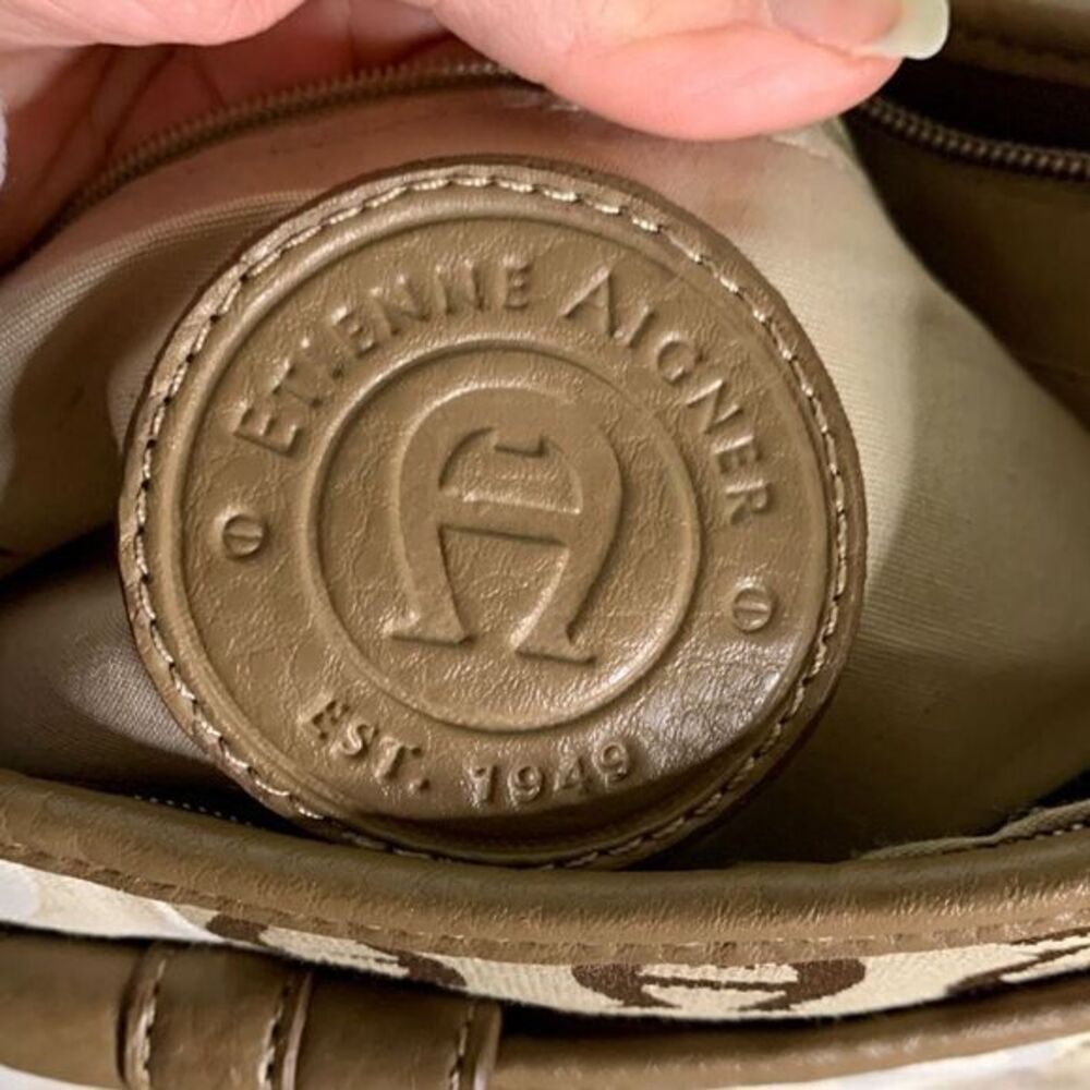 ETIENNE AIGNER HANDBAG‎ CANVAS/ SIGNATURE LOGO shoulder purse - Picture 7 of 12